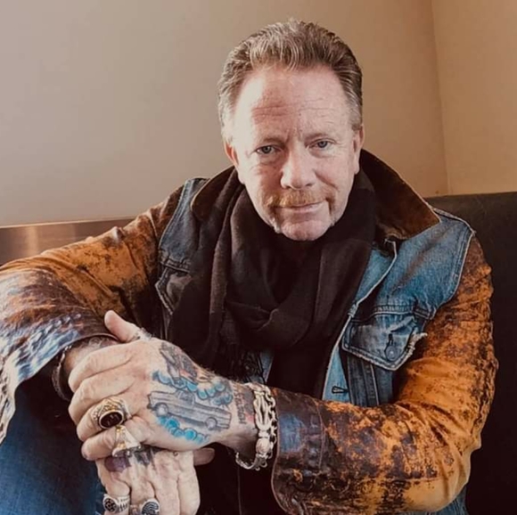 Meet your Posher, Michael - Picture 2 of 2